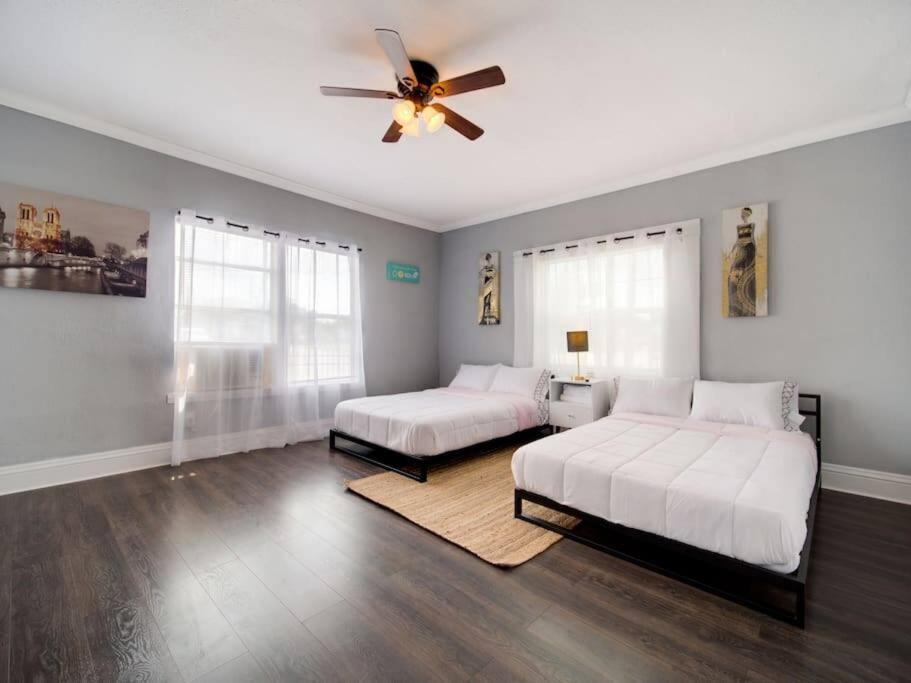 Modern Westshore Tampa Luaran gambar